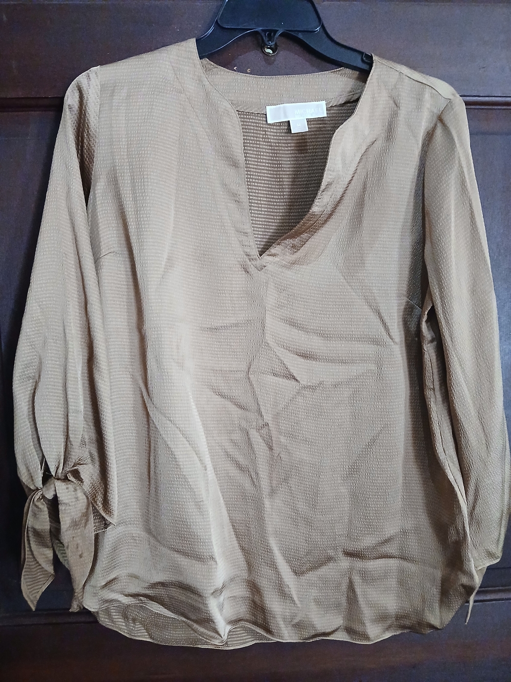 Michael Kors Tan V-Neck Long Sleeve Tie-Cuff Blouse Size M